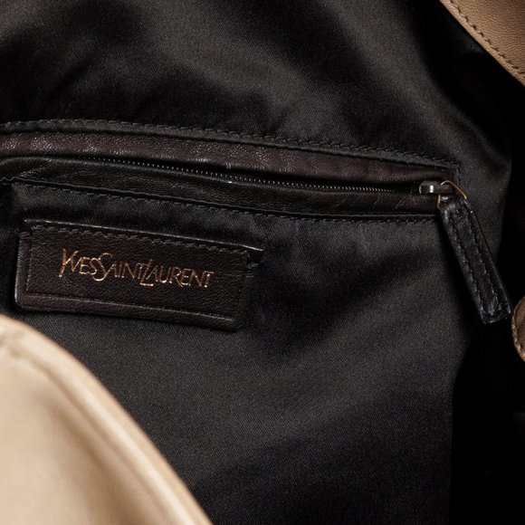 *SOLD* Yves Saint Laurent Beige Roady Hobo Bag - Picture 10 of 11